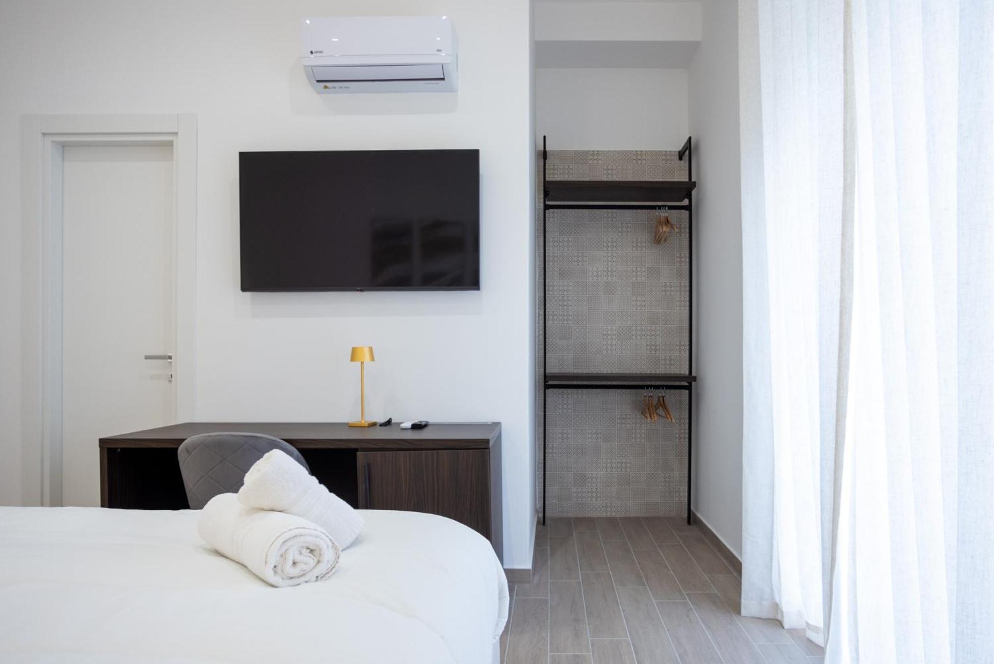 Palazzo Pepe Apartman Nápoly Kültér fotó